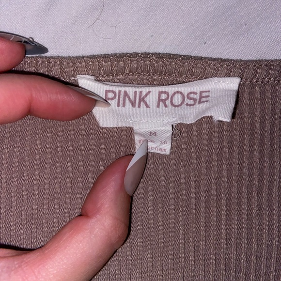 Top - Picture 2 of 3